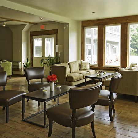 Pine Lodge Muskoka Huntsville Exterior photo